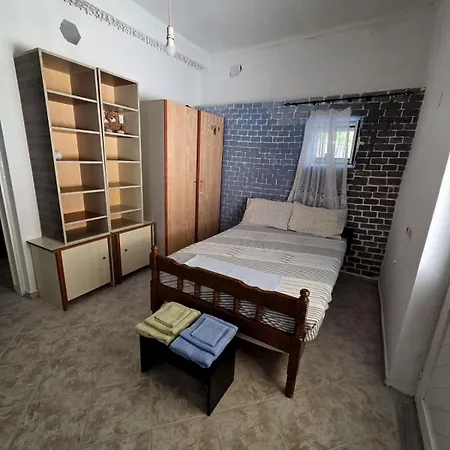 Apartment Chora *